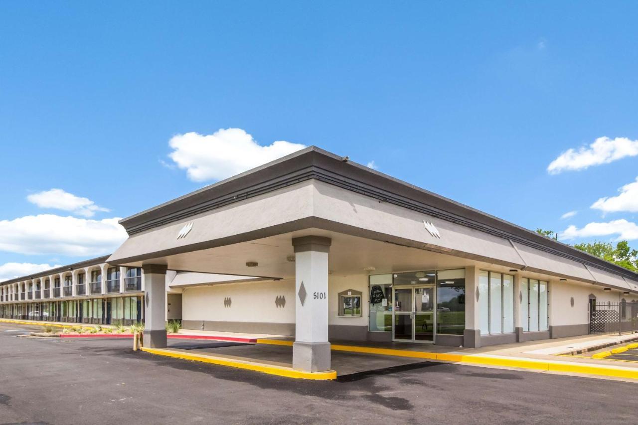 Motel 6 Groves, Tx Buitenkant foto